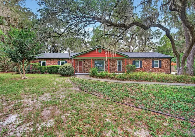 Photo 1 of Single family home for sale at 1944 Sw 48th Avenue, Gainesville, FL 32608 | MLS# O6450208 | Listing updated on 2026-10-22