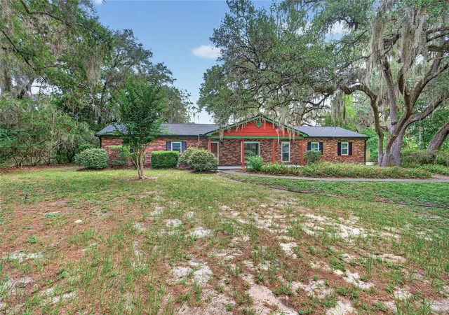 Photo 3 of Single family home for sale at 1944 Sw 48th Avenue, Gainesville, FL 32608 | MLS# O6450208 | Listing updated on 2026-10-22