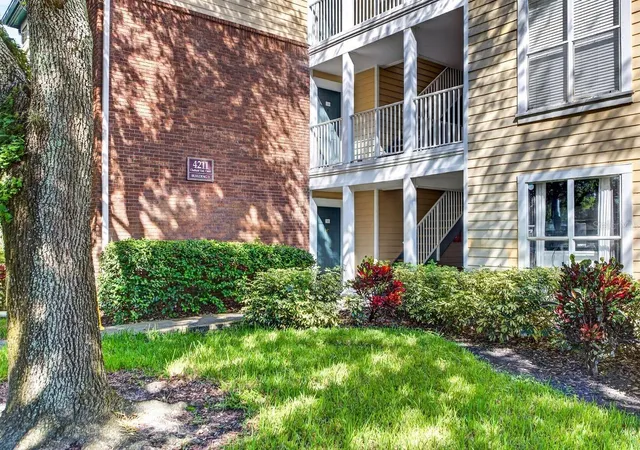 Photo 1 of Condo for sale at 4211 Chatham Oak Ct #111, Tampa, FL 33624 | MLS# TB8558461 | Listing updated on 2026-10-26