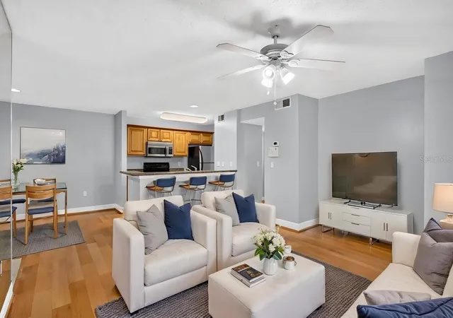 Photo 4 of Condo for sale at 4211 Chatham Oak Ct #111, Tampa, FL 33624 | MLS# TB8558461 | Listing updated on 2026-10-26