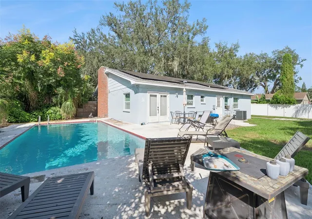 Photo 3 of Single family home for sale at 2614 Fairview Ave, Seffner, FL 33584 | MLS# O6450216 | Listing updated on 2026-10-21