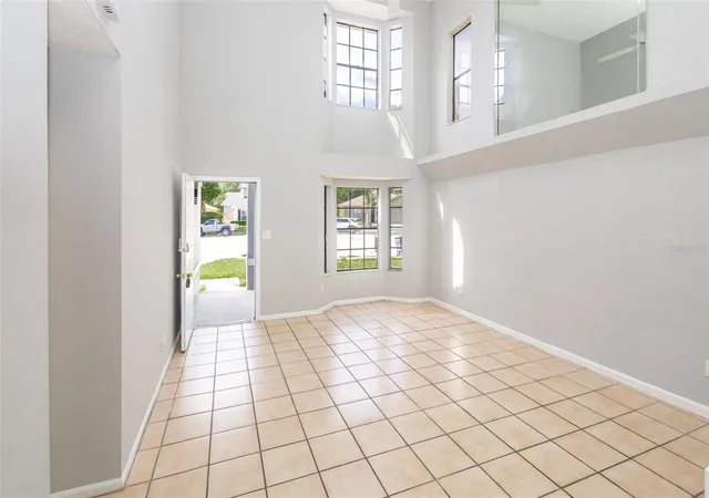 Photo 4 of Single family home for sale at 4226 Cloverleaf Pl, Casselberry, FL 32707 | MLS# O6450223 | Listing updated on 2026-10-17