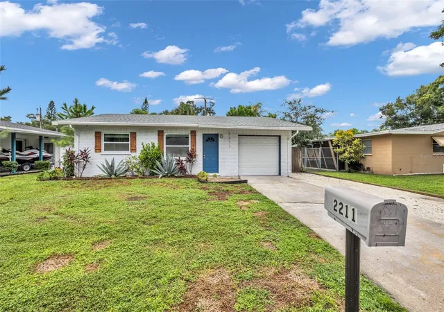 Single family home for sale at 2211 21st Street W, BRADENTON, FL 34205 | MLS# A4709719