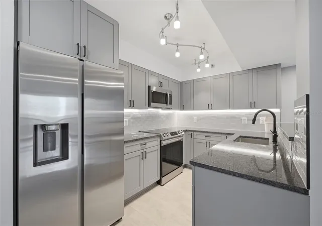 Photo 3 of Condo for sale at 2333 Feather Sound Dr #A401, Clearwater, FL 33762 | MLS# TB8558494 | Listing updated on 2026-10-18