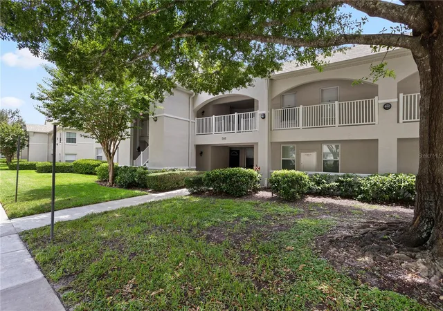Photo 3 of Condo for sale at 580 Cranes Way #258, Altamonte Springs, FL 32701 | MLS# O6450245 | Listing updated on 2026-10-21