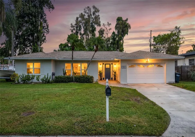 Single family home for sale at 1509 Barbara Ave, CLEARWATER, FL 33755 | MLS# TB8558498
