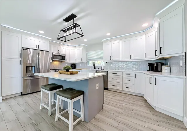 Photo 2 of Single family home for sale at 1509 Barbara Ave, Clearwater, FL 33755 | MLS# TB8558498 | Listing updated on 2026-10-17