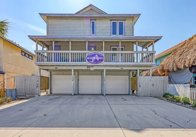 Photo 1 of House for sale at 126 Avenida Veneccia, Sarasota, FL 34242 | MLS# A4709727 | Listing updated on 2026-10-27