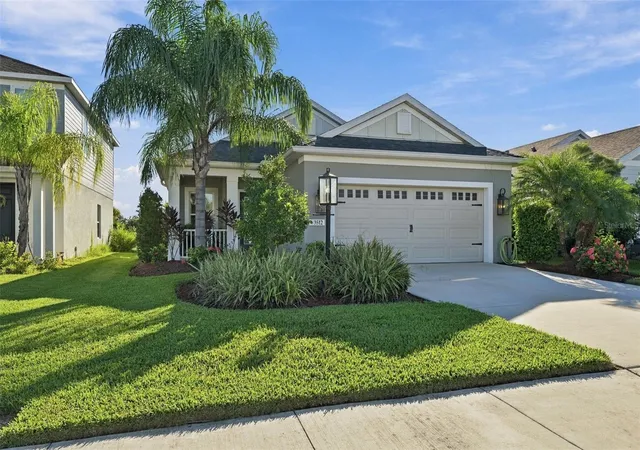 Photo 2 of Single family home for sale at 3512 Woodmont Dr, Parrish, FL 34219 | MLS# TB8558510 | Listing updated on 2026-10-25