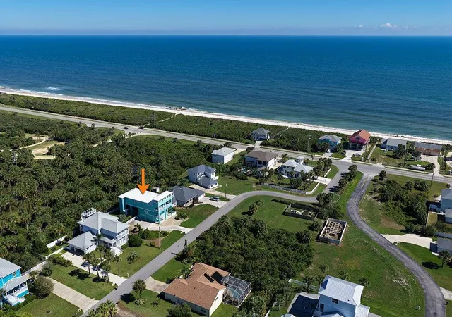 Photo 2 of Single family home for sale at 9 Deerwood St, Palm Coast, FL 32137 | MLS# FC322152 | Listing updated on 2026-10-27