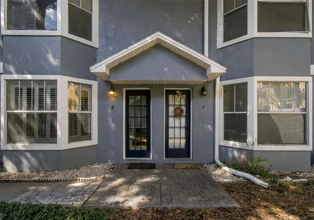 Photo 3 of Condo for sale at 315 S Edison Ave #8, Tampa, FL 33606 | MLS# TB8558516 | Listing updated on 2026-10-22