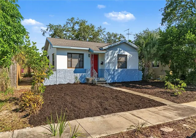 Photo 2 of Single family home for sale at 6459 3rd Avenue S, Saint Petersburg, FL 33707 | MLS# TB8558518 | Listing updated on 2026-10-20