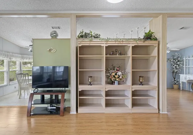 Photo 3 of Manufactured home for sale at 4901 4th C St E, Bradenton, FL 34203 | MLS# TB8558522 | Listing updated on 2026-10-27