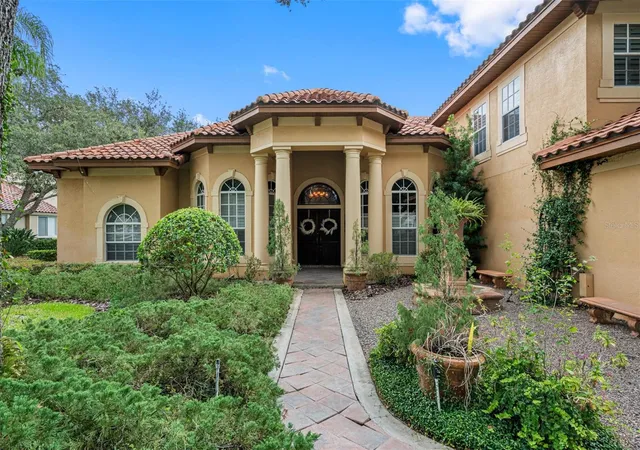 Photo 2 of Single family home for sale at 531 Isleworth Close, Tarpon Springs, FL 34688 | MLS# TB8558528 | Listing updated on 2026-10-20