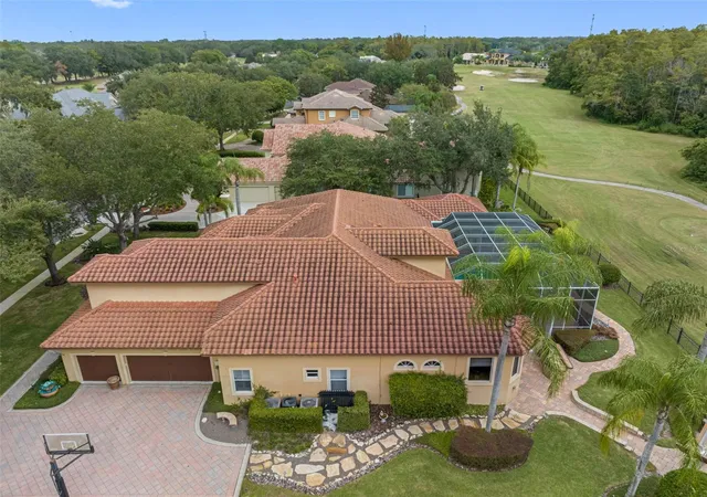 Photo 3 of Single family home for sale at 531 Isleworth Close, Tarpon Springs, FL 34688 | MLS# TB8558528 | Listing updated on 2026-10-20