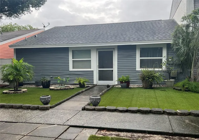 Single family home for sale at 4715 Stonepointe Pl, TAMPA, FL 33634 | MLS# TB8558532