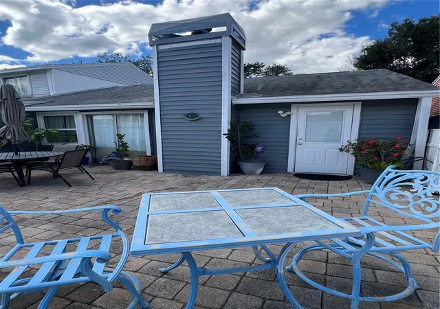 Photo 3 of Single family home for sale at 4715 Stonepointe Pl, Tampa, FL 33634 | MLS# TB8558532 | Listing updated on 2026-10-16