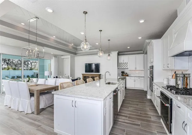 Photo 3 of Single family home for sale at 6541 White Willow Ct, Saint Cloud, FL 34771 | MLS# O6450286 | Listing updated on 2026-10-20