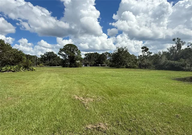 Photo 4 of Manufactured home for sale at 4060 Packard Ave, Saint Cloud, FL 34772 | MLS# G5119146 | Listing updated on 2026-10-17