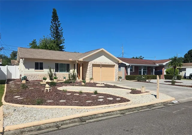 Single family home for sale at 10386 112th Way N, Largo, FL 33778 | MLS# TB8558539