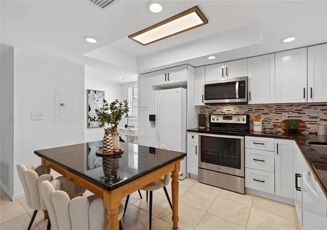 Photo 3 of Condo for sale at 5031 N BEACH ROAD #118, Englewood, FL 34223 | MLS# N6146214 | Listing updated on 2026-10-26