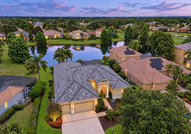 Photo 2 of Single family home for sale at 13409 Kildare Pl, Lakewood Ranch, FL 34202 | MLS# A4709744 | Listing updated on 2026-10-22