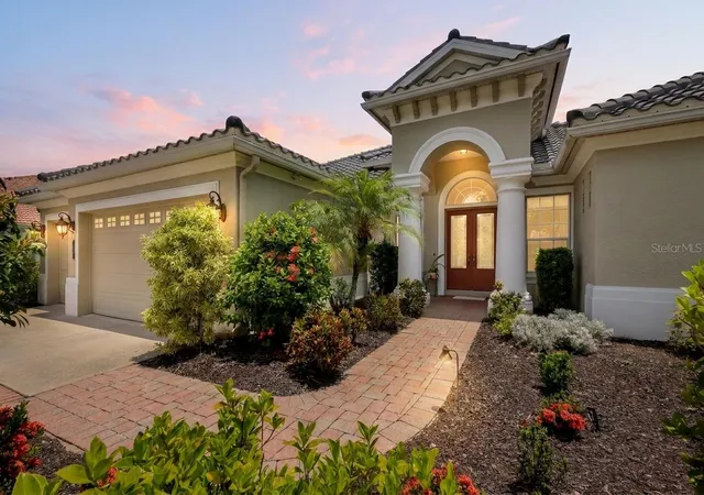 Photo 4 of Single family home for sale at 13409 Kildare Pl, Lakewood Ranch, FL 34202 | MLS# A4709744 | Listing updated on 2026-10-22