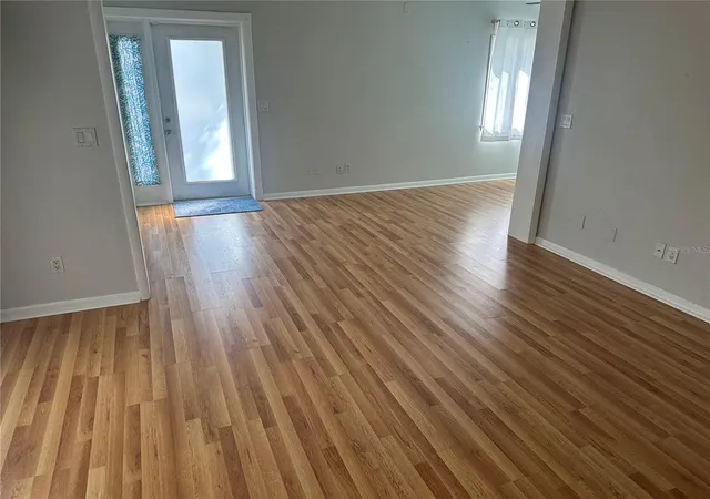 Photo 4 of Single family home for sale at 204 W 36th Street, Bradenton, FL 34205 | MLS# R4912164 | Listing updated on 2026-10-23