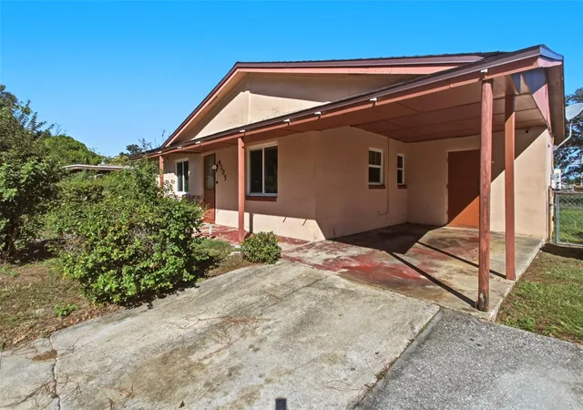 Photo 3 of Single family home for sale at 4205 Solomon Dr, Orlando, FL 32811 | MLS# O6450313 | Listing updated on 2026-10-21