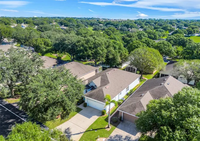 Photo 3 of Single family home for sale at 4377 Sambourne St, Clermont, FL 34711 | MLS# O6450316 | Listing updated on 2026-10-17