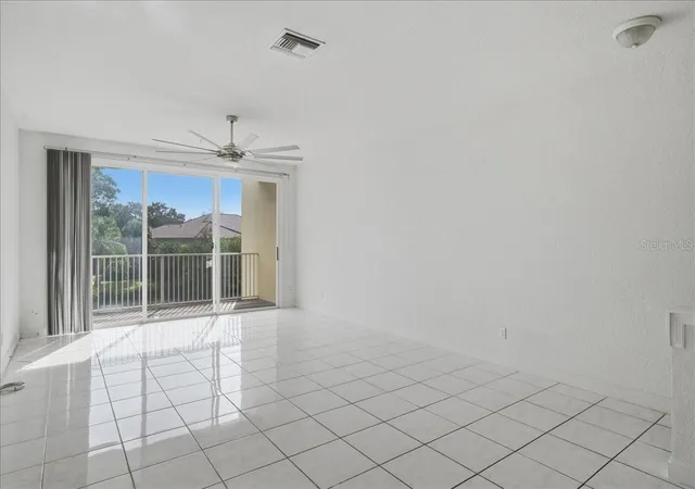 Photo 2 of Townhouse for sale at 116 Brent Cir, Oldsmar, FL 34677 | MLS# TB8558582 | Listing updated on 2026-10-23