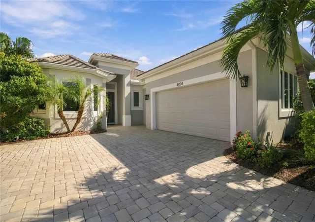 Single family home for sale at 5003 Tobermory Way, BRADENTON, FL 34211 | MLS# O6450323