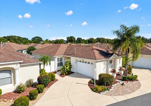 Single family home for sale at 7613 SE 170th Longview Ln, THE VILLAGES, FL 32162 | MLS# G5119151