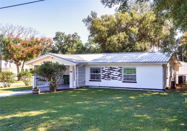 Photo 1 of Single family home for sale at 38548 12th Avenue, Zephyrhills, FL 33542 | MLS# TB8558608 | Listing updated on 2026-10-26