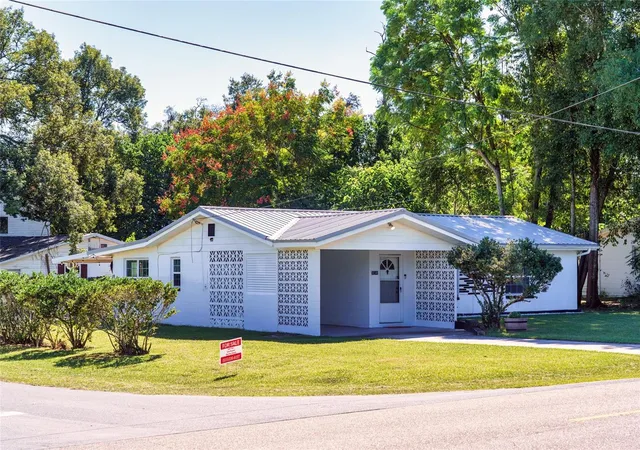 Photo 2 of Single family home for sale at 38548 12th Avenue, Zephyrhills, FL 33542 | MLS# TB8558608 | Listing updated on 2026-10-26