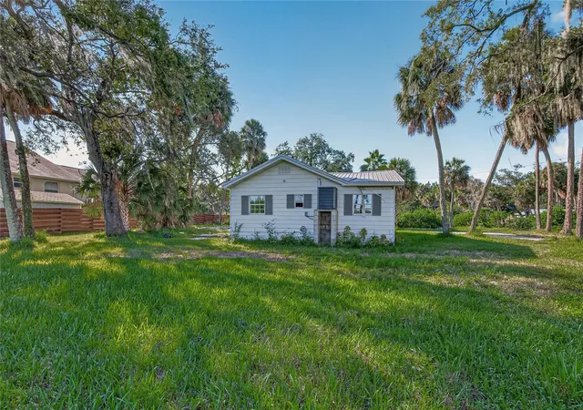 Photo 4 of Single family home for sale at 512 S 51st Street, Tampa, FL 33619 | MLS# TB8558614 | Listing updated on 2026-10-23