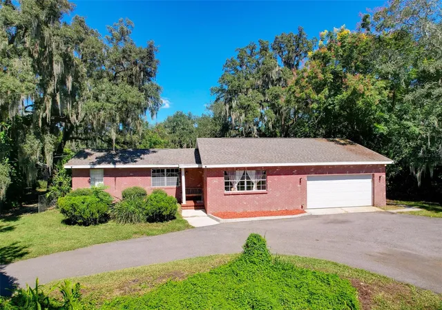 Photo 3 of Single family home for sale at 1210 Front St, Valrico, FL 33594 | MLS# TB8558627 | Listing updated on 2026-10-18