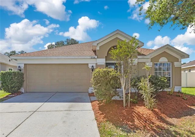 Single family home for sale at 12108 Dawn Vista Dr, RIVERVIEW, FL 33578 | MLS# O6450343