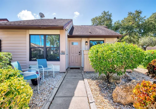Photo 1 of House for sale at 5800 Niblick Pl, North Port, FL 34287 | MLS# N6146218 | Listing updated on 2026-10-29