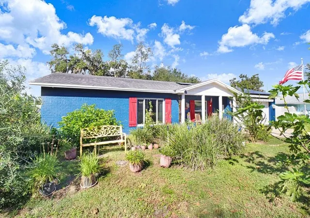 Photo 1 of Single family home for sale at 3709 Casaba Loop, Valrico, FL 33596 | MLS# TB8558643 | Listing updated on 2026-10-23