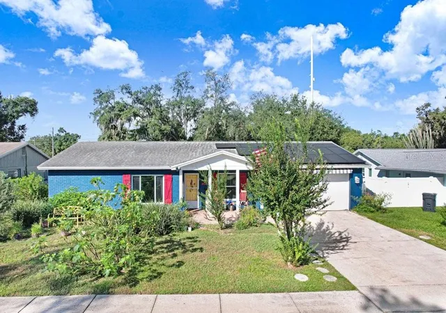 Photo 2 of Single family home for sale at 3709 Casaba Loop, Valrico, FL 33596 | MLS# TB8558643 | Listing updated on 2026-10-23