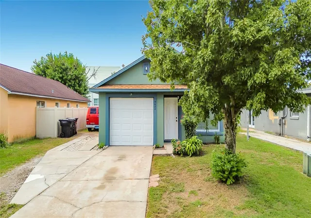 Photo 1 of Single family home for sale at 9684 Hollyhill Dr, Orlando, FL 32824 | MLS# O6450356 | Listing updated on 2026-10-16