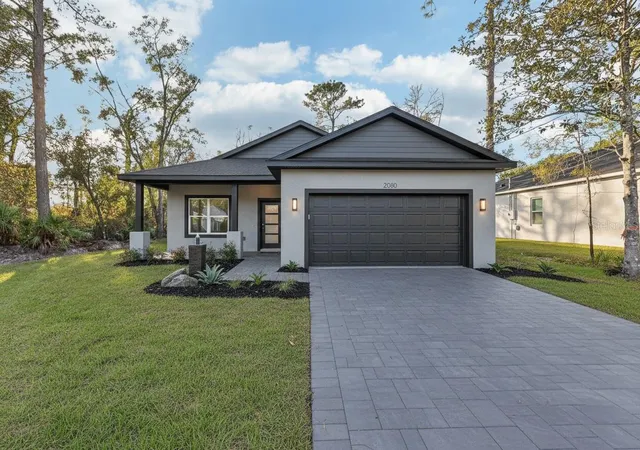 Single family home for sale at 1772 6th Avenue, DELAND, FL 32724 | MLS# V4951850