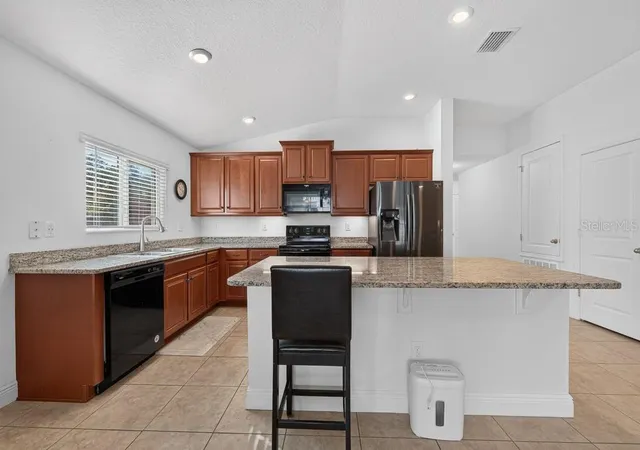Photo 3 of Single family home for sale at 9244 Freedom Hl Dr, Seffner, FL 33584 | MLS# TB8558663 | Listing updated on 2026-10-17