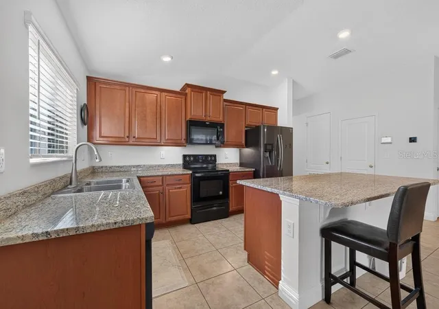 Photo 4 of Single family home for sale at 9244 Freedom Hl Dr, Seffner, FL 33584 | MLS# TB8558663 | Listing updated on 2026-10-17