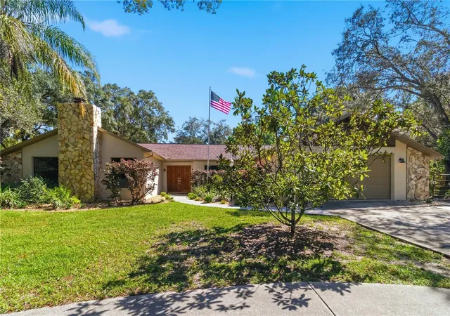 Photo 1 of Single family home for sale at 18644 Furman Dr, Spring Hill, FL 34610 | MLS# W7890368 | Listing updated on 2026-10-25