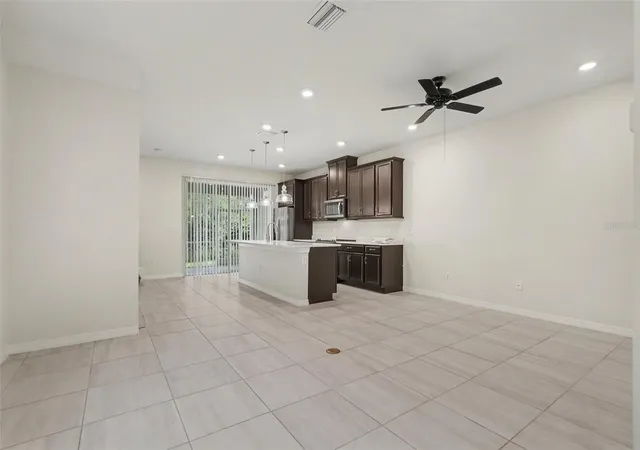 Photo 2 of Townhouse for sale at 2886 Grand Kemerton Pl, Tampa, FL 33618 | MLS# O6450373 | Listing updated on 2026-10-22