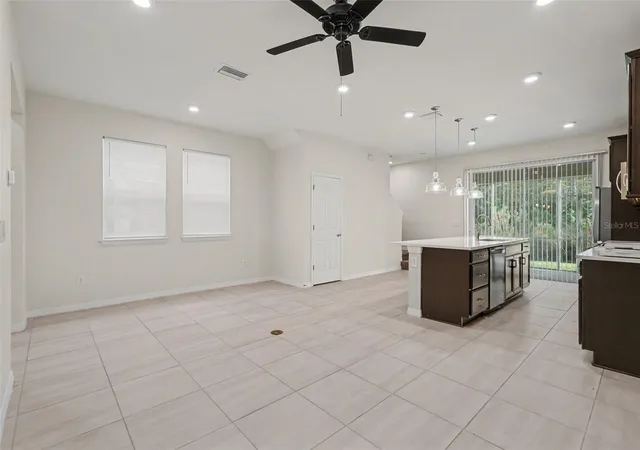 Photo 3 of Townhouse for sale at 2886 Grand Kemerton Pl, Tampa, FL 33618 | MLS# O6450373 | Listing updated on 2026-10-22