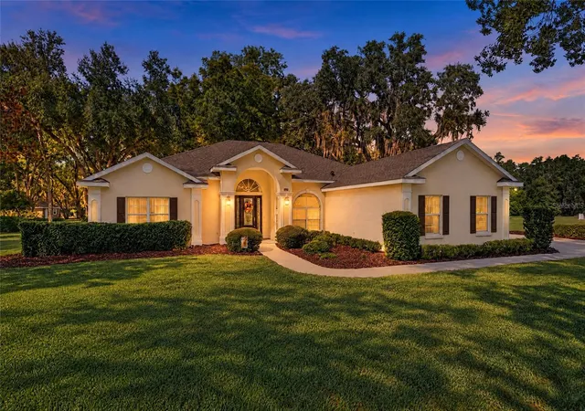 Photo 2 of Single family home for sale at 1710 Wingspread Dr, Fruitland Park, FL 34731 | MLS# G5119169 | Listing updated on 2026-10-29