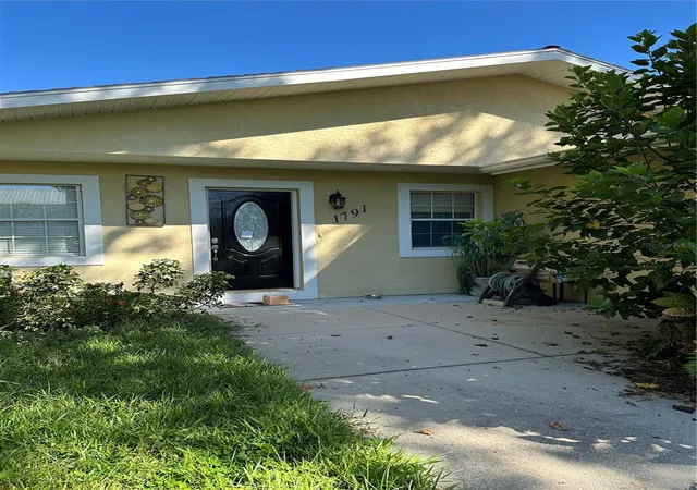 Photo 2 of Single family home for sale at 1791 Ezelle Ave, Largo, FL 33770 | MLS# TB8558683 | Listing updated on 2026-10-22